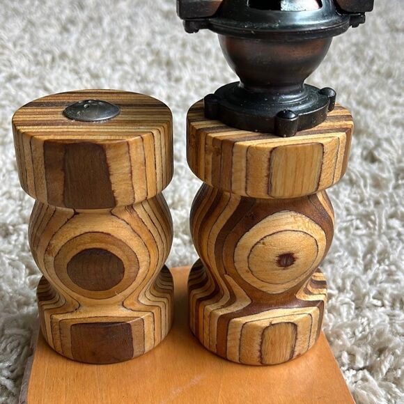 ANTIQUE STYLE Handmade Wood Brass Salt OR Peppermill and Salt Shaker Beautiful s - Picture 3 of 12